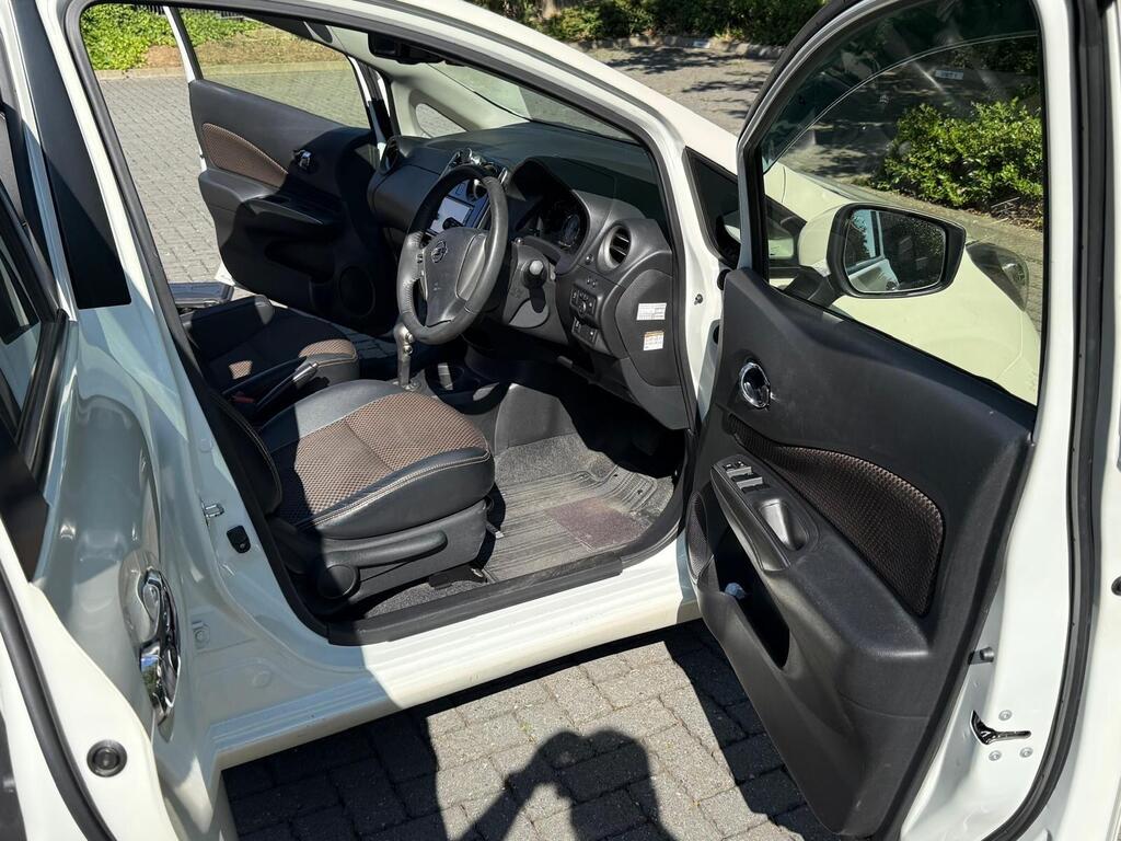 Nissan Note Medalist 2015 | Emergency Brake | Safety Pack