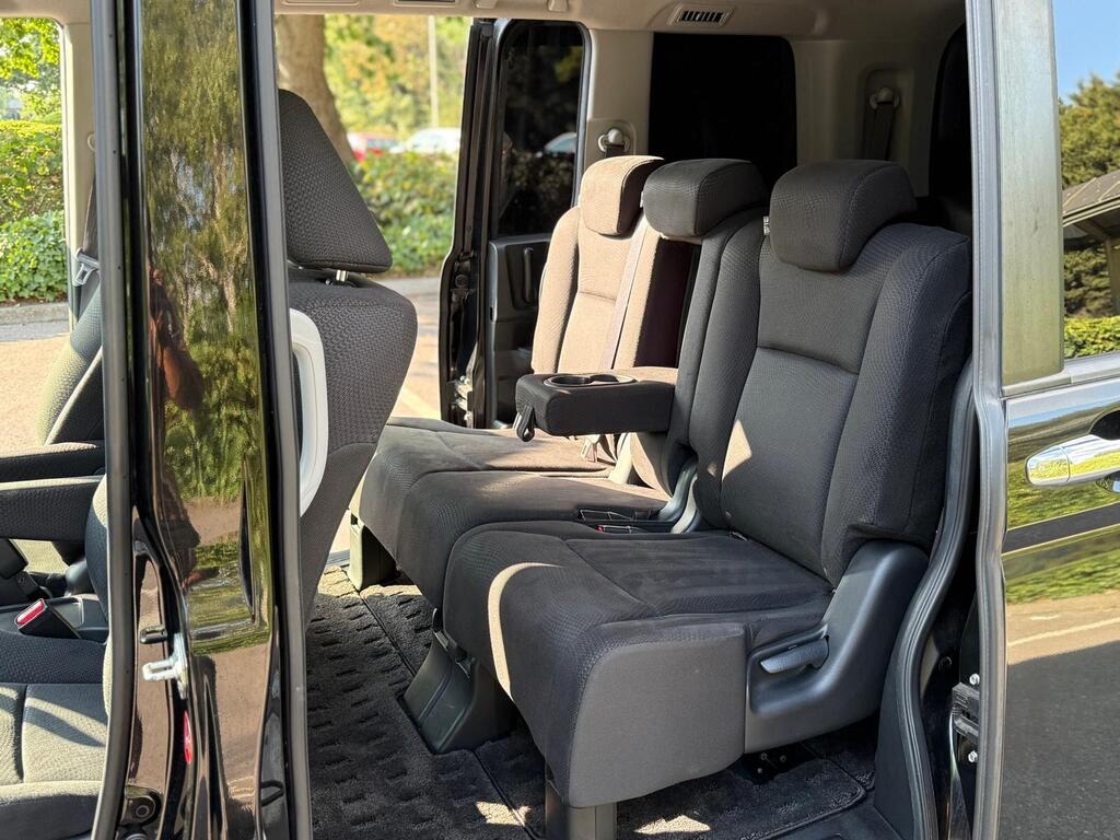 Honda Stepwagon Black Automatic 2013