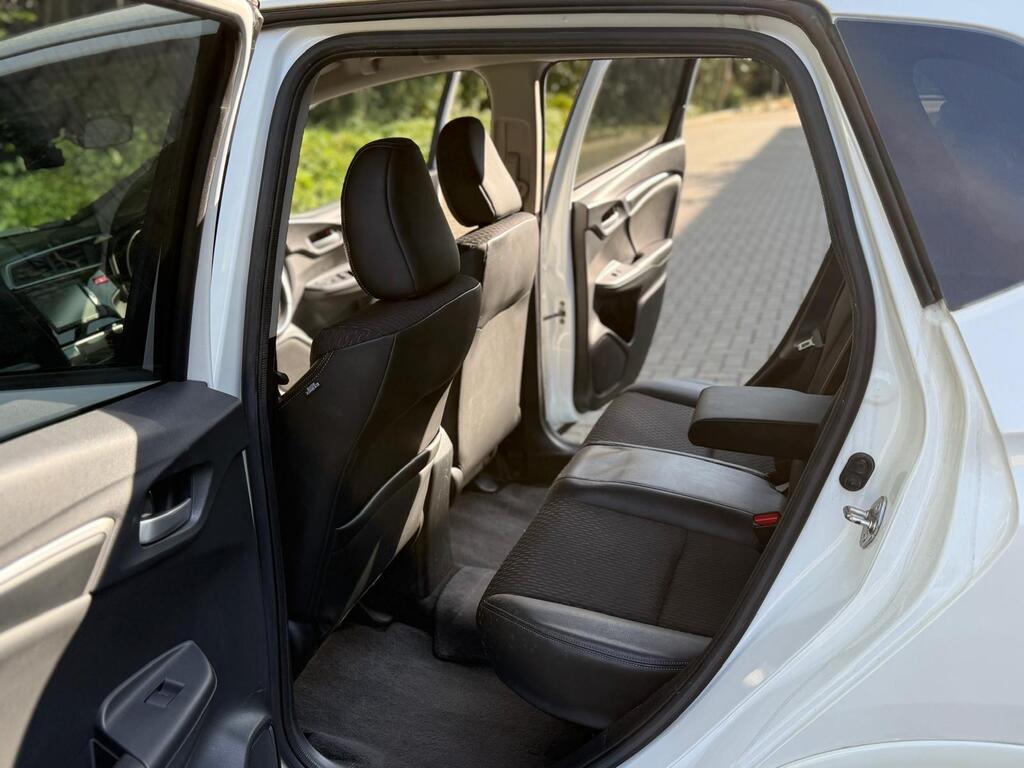 Honda Jazz / Fit Hybrid Petrol 2015 (65) stunning