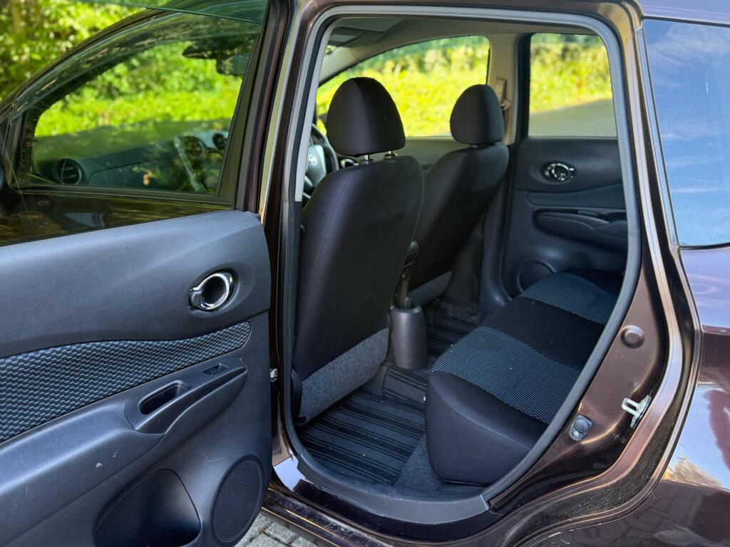Nissan Note Accenta 2015 | 1.2L DIG-S | Hatchback