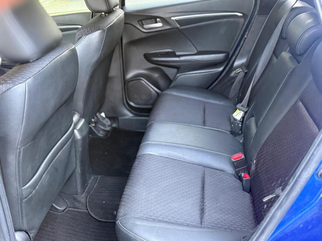 Honda Jazz Petrol Hybrid 2015 | Cruise control