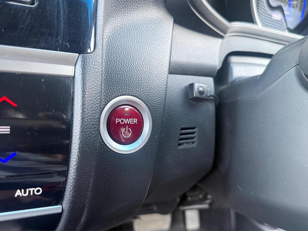 Honda Jazz Petrol Hybrid 2015 | Cruise control