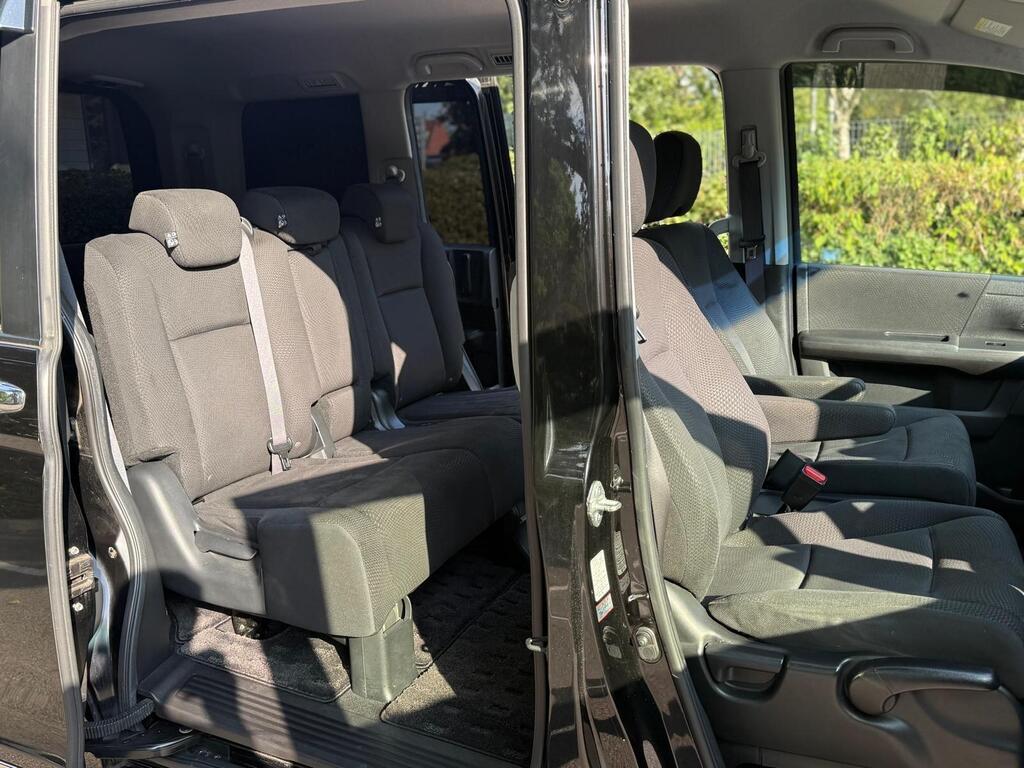 Honda Stepwagon Black Automatic 2013