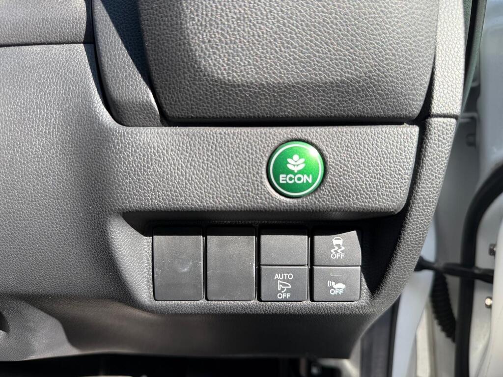 Honda Jazz / Fit Hybrid Petrol 2015 (65) stunning