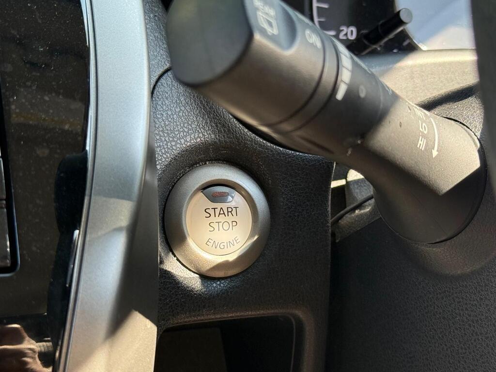 Nissan Note Medalist 2015 | Emergency Brake | Safety Pack