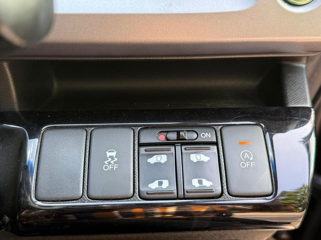 Honda Stepwagon Black Automatic 2013
