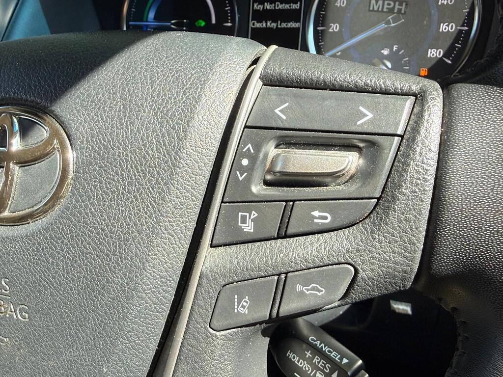 Toyota Alphard Petrol Hybrid 4 Wheel drive 2022