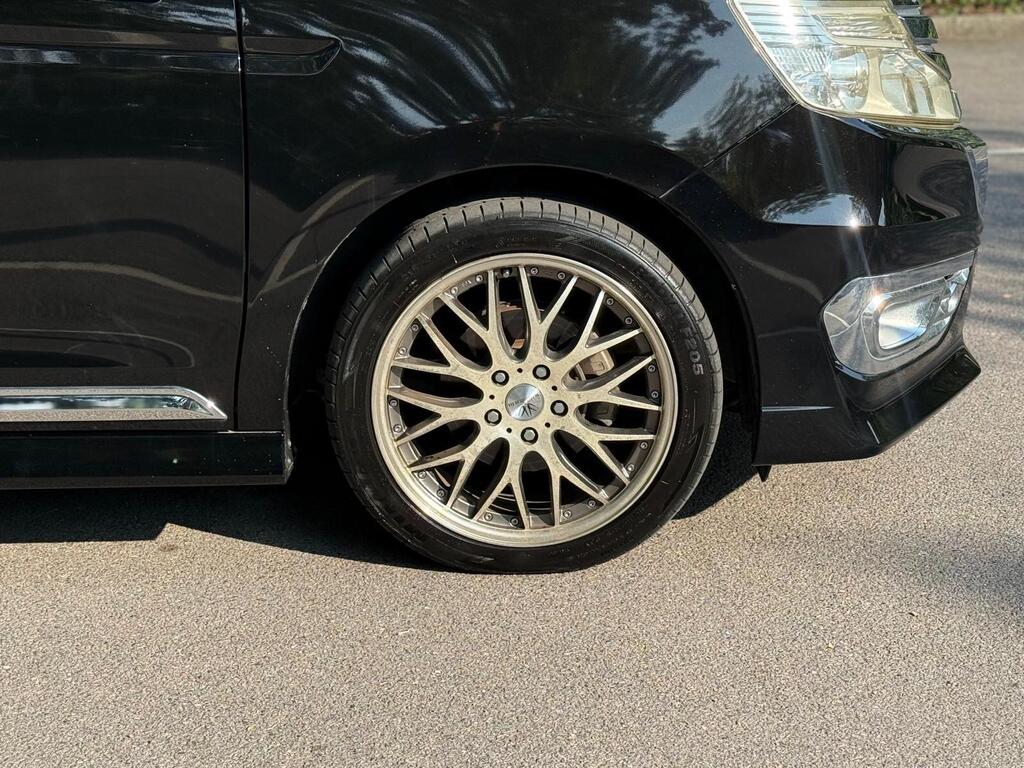 Honda Stepwagon Black Automatic 2013