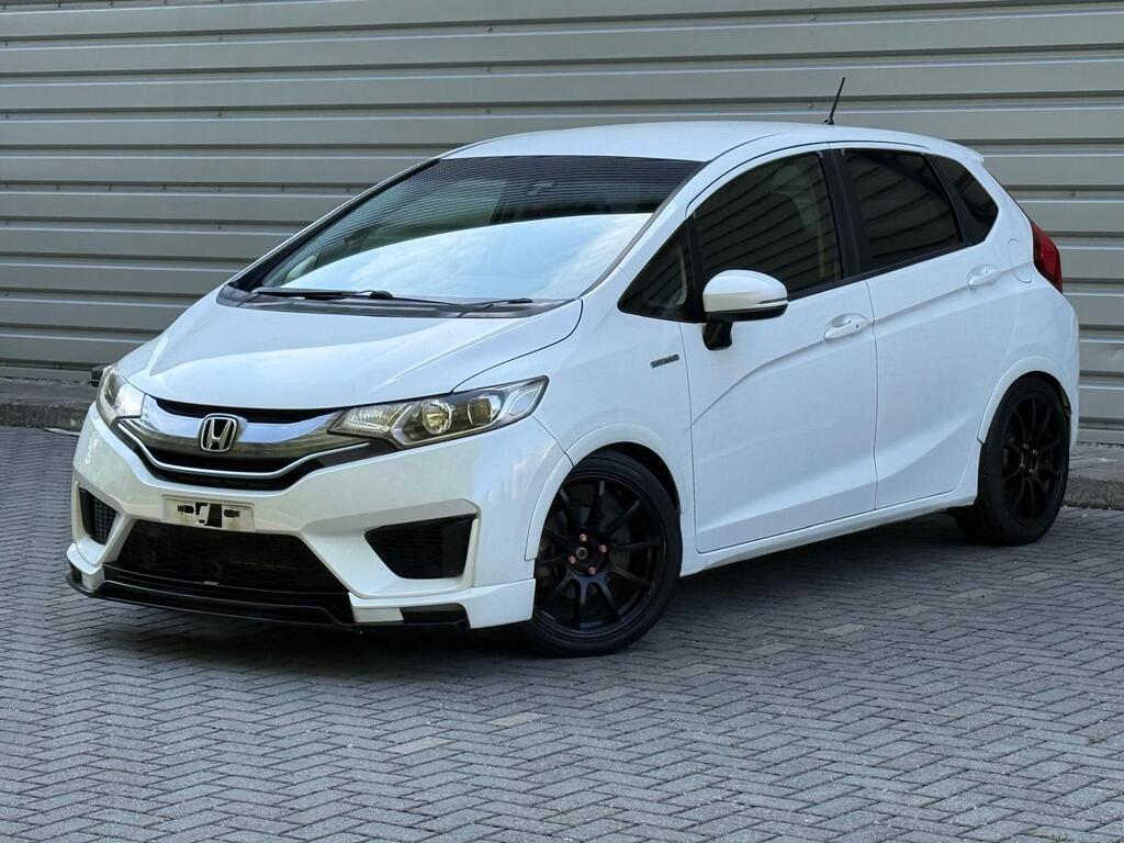 Honda Jazz / Fit Hybrid Petrol 2015 (65) stunning