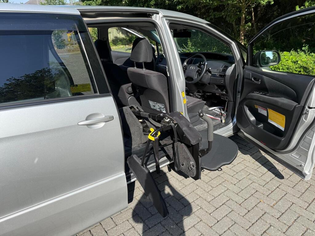 Toyota Estima 2014 Wheelchair Friendly Hand Driving Assist