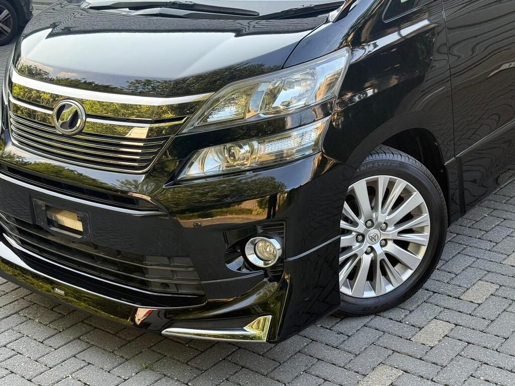 Toyota Vellfire 4 Wheeldrive V6 Modelista Bodykit 2013