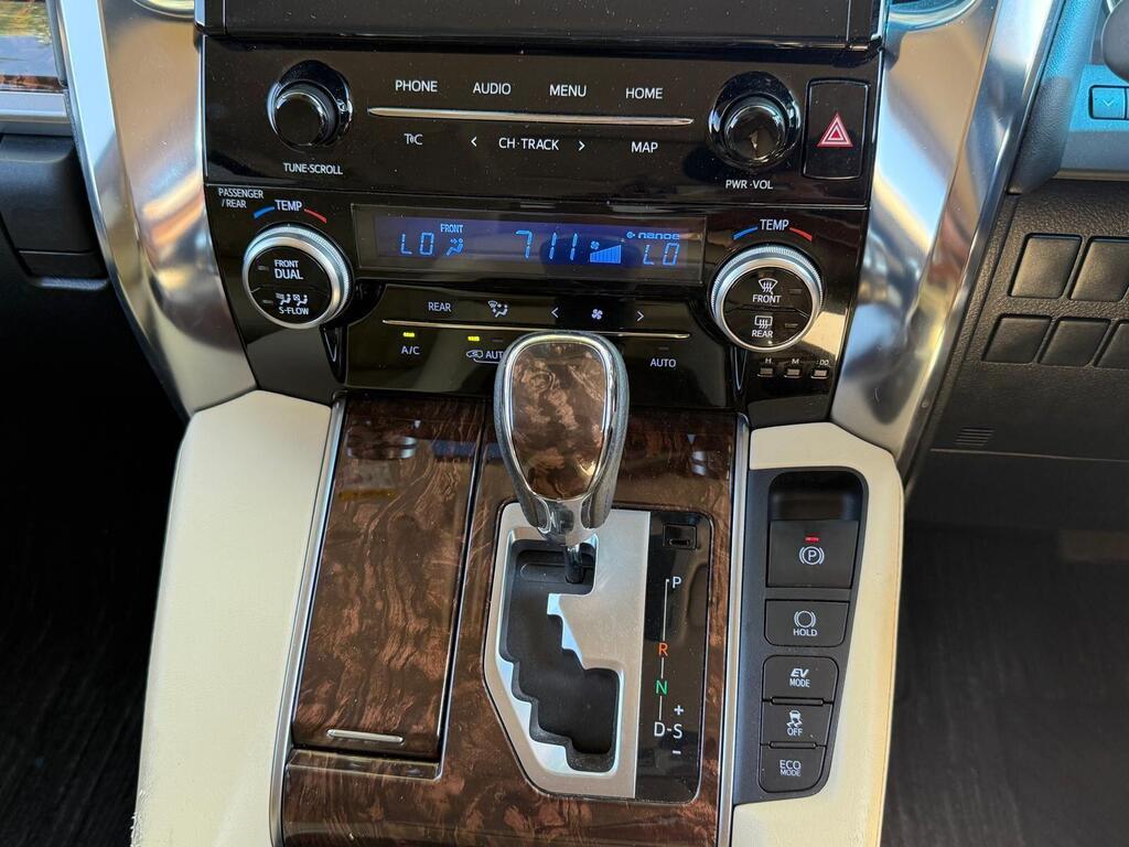 Toyota Alphard Petrol Hybrid 4 Wheel drive 2022