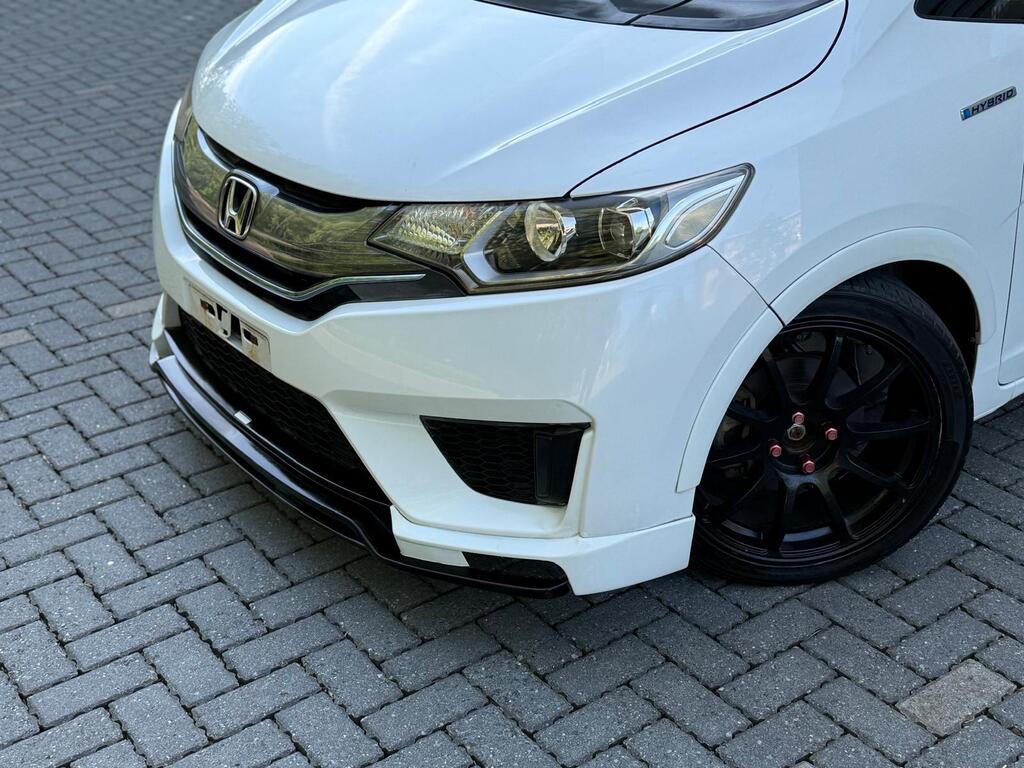 Honda Jazz / Fit Hybrid Petrol 2015 (65) stunning
