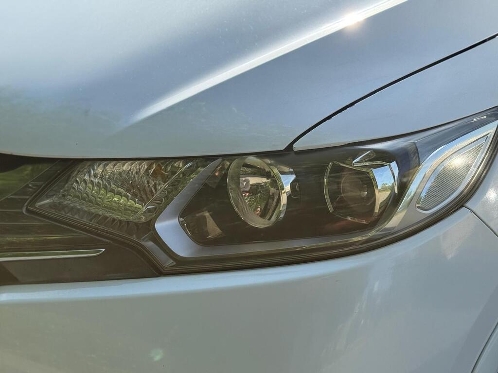 Honda Jazz / Fit Hybrid Petrol 2015 (65) stunning