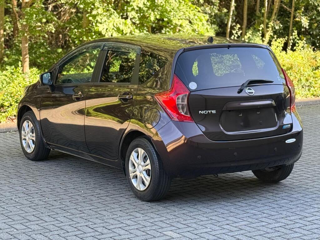 Nissan Note Accenta 2015 | 1.2L DIG-S | Hatchback