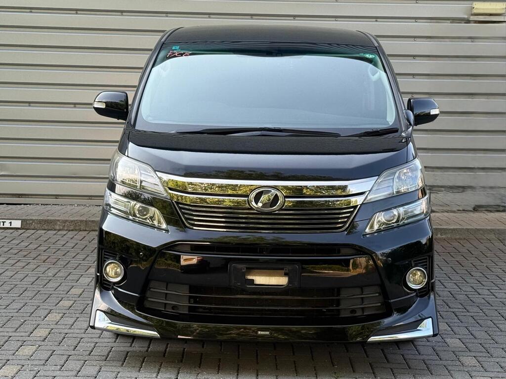 Toyota Vellfire 4 Wheeldrive V6 Modelista Bodykit 2013