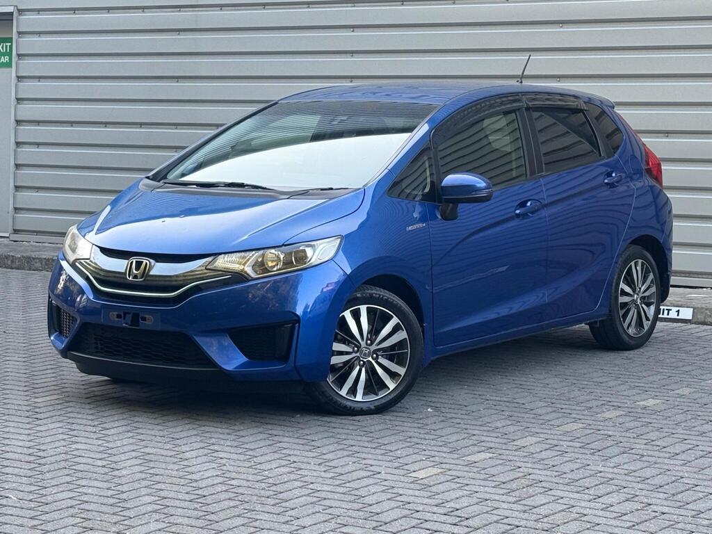 Honda Jazz Petrol Hybrid 2015 | Cruise control