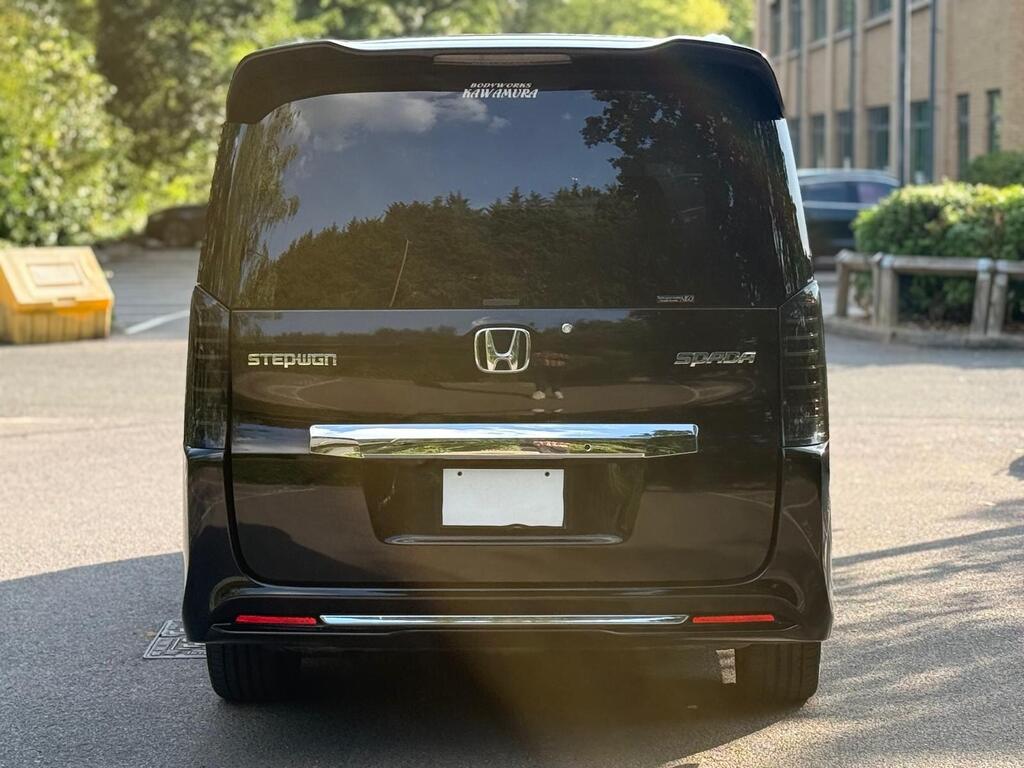 Honda Stepwagon Black Automatic 2013