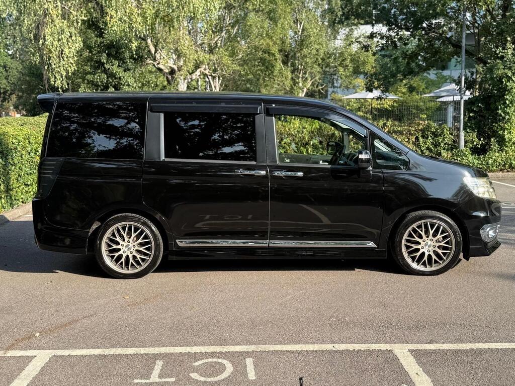 Honda Stepwagon Black Automatic 2013