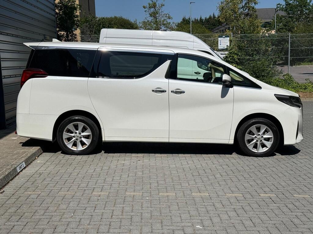 Toyota Alphard Petrol Hybrid 4 Wheel drive 2022