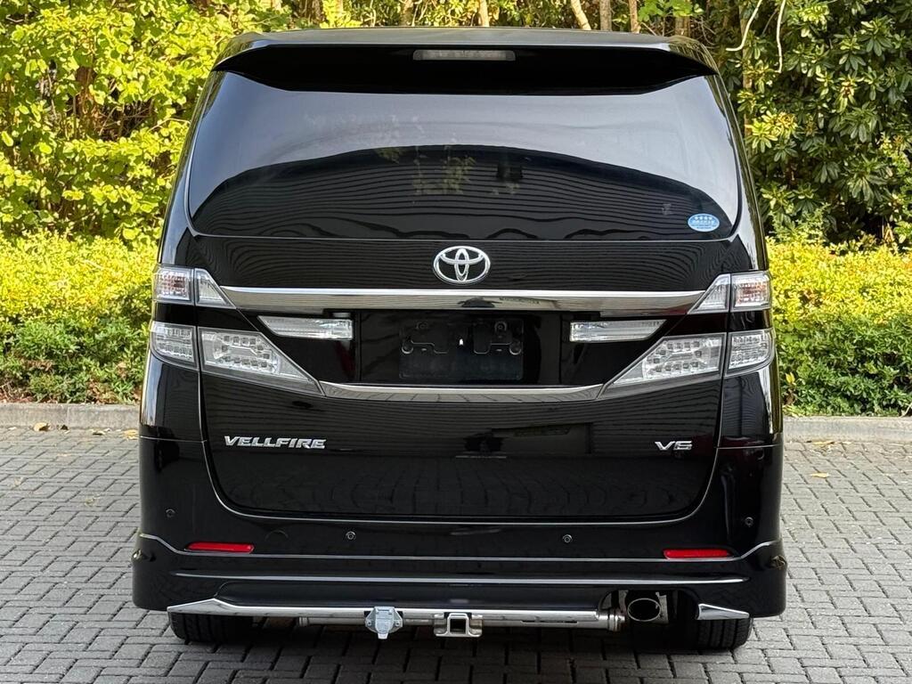 Toyota Vellfire 4 Wheeldrive V6 Modelista Bodykit 2013