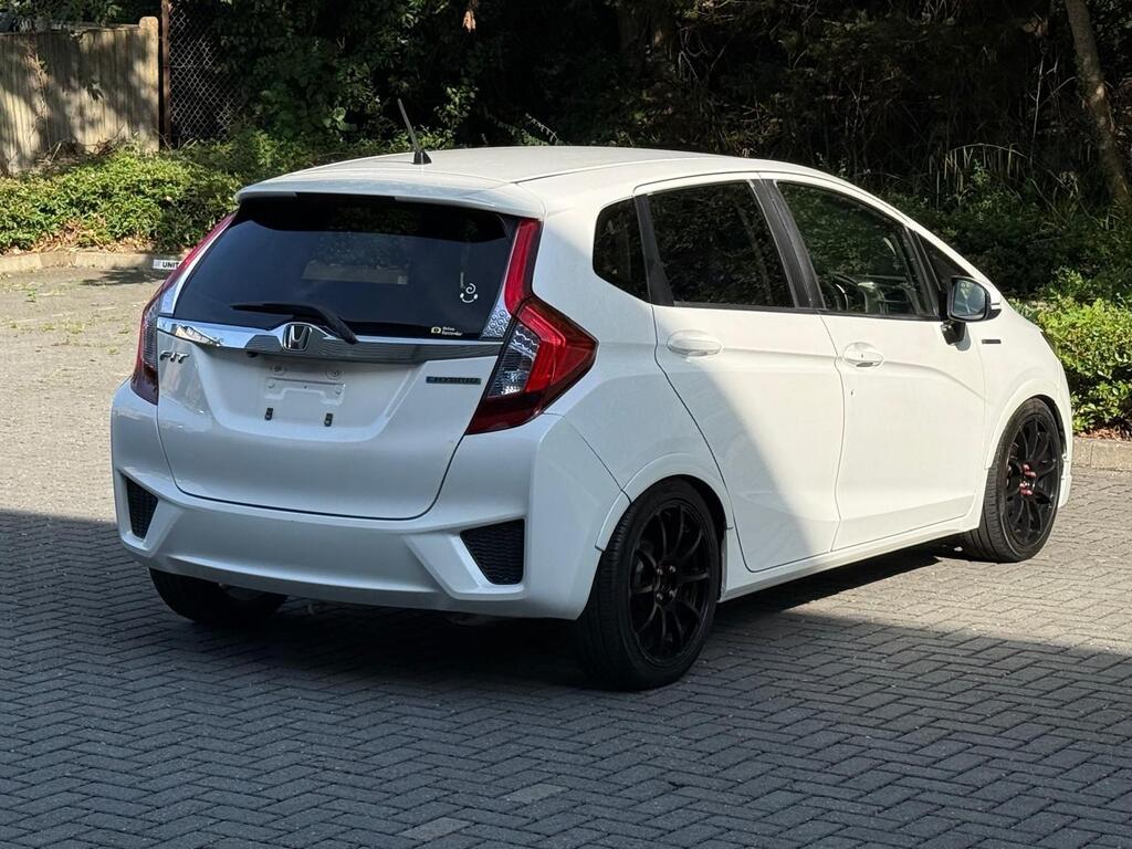 Honda Jazz / Fit Hybrid Petrol 2015 (65) stunning