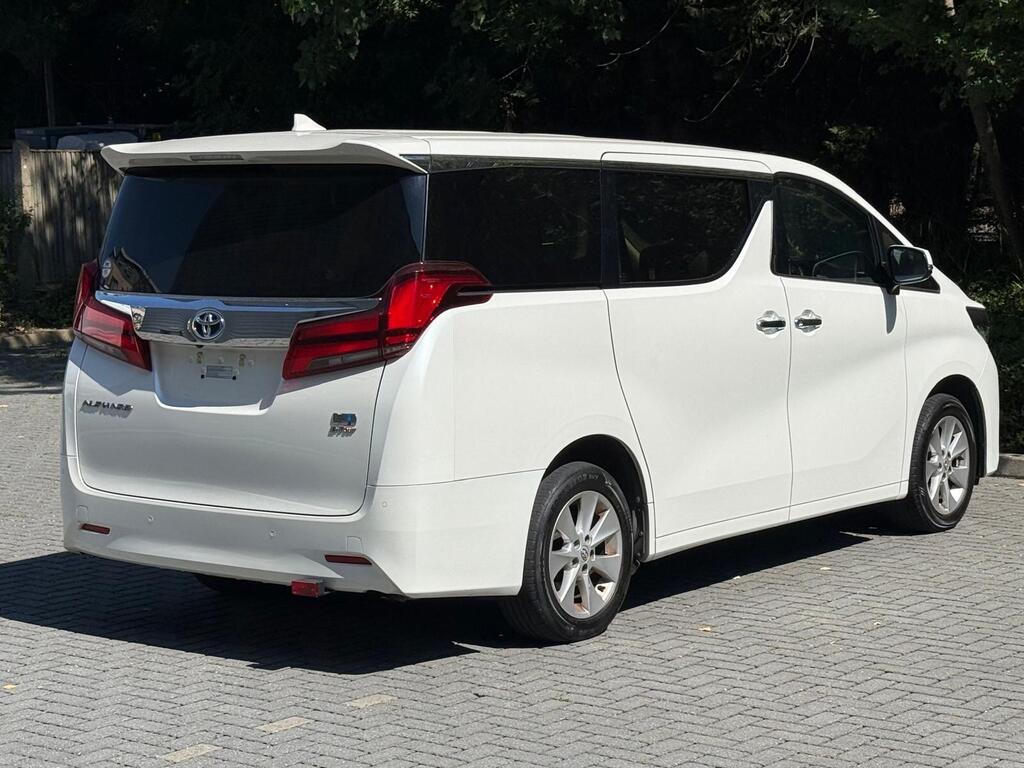Toyota Alphard Petrol Hybrid 4 Wheel drive 2022