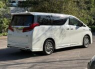 Toyota Alphard 2018 Petrol 2.5 Hybrid | 4WD | Facelift