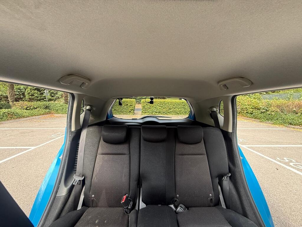 Honda Jazz Fit Hybrid 2015, Fresh Import Immaculate