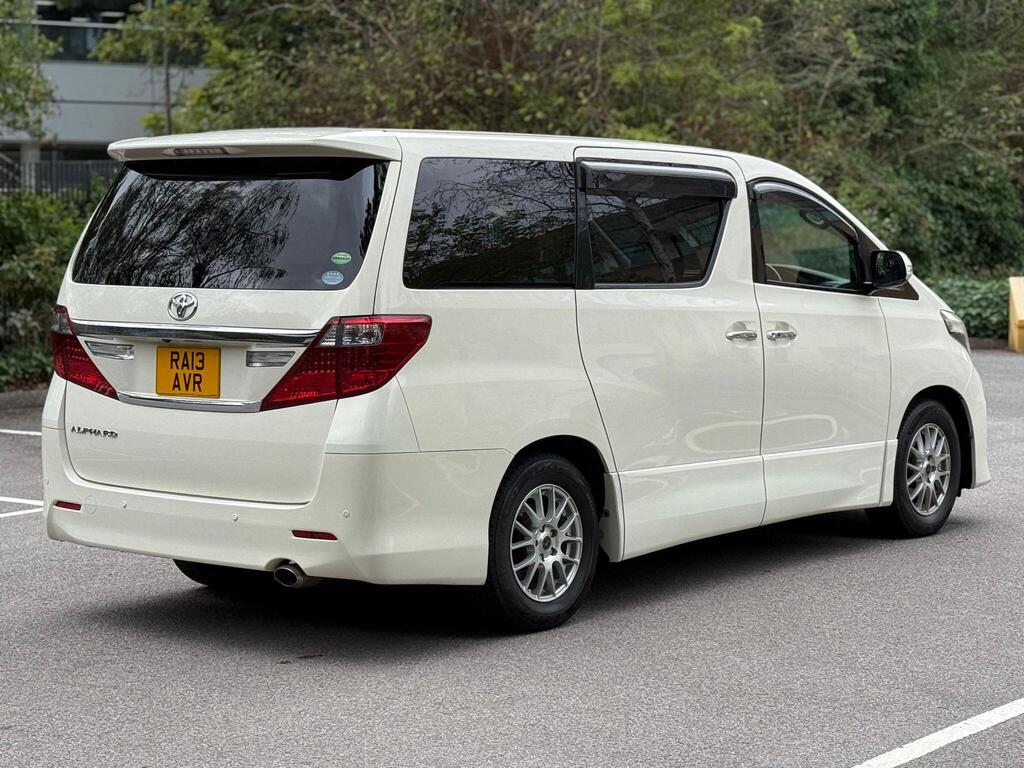 Toyota Alphard Premium Leather seats, 2013 White