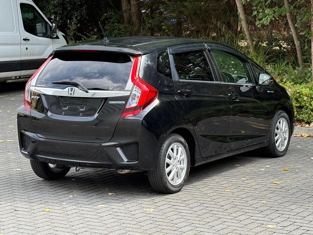 Honda Jazz 2015 | 1.5L Petrol Hybrid | 24M Warranty