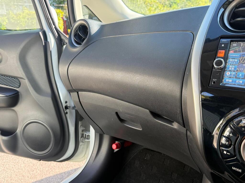 Nissan Note 2014 1.2 DIG-S Acenta Premium Hatchback 5dr Petrol CVT Euro 5 (s/s) (98 ps)