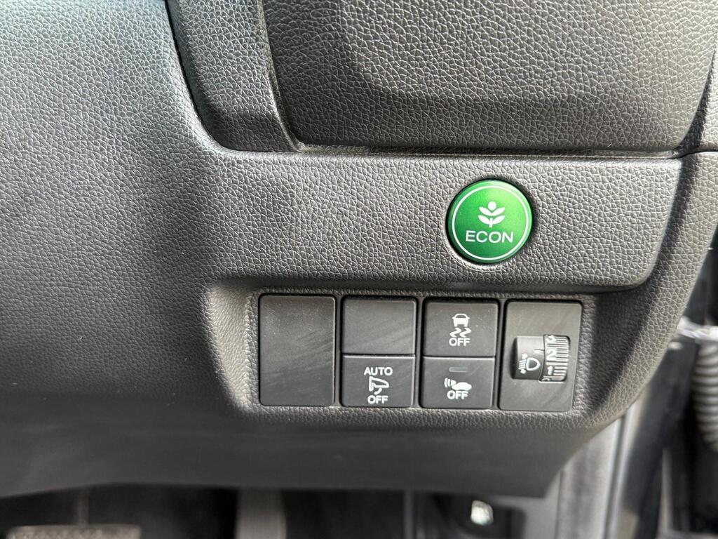 Honda Jazz 2015 | 1.5L Petrol Hybrid | 24M Warranty