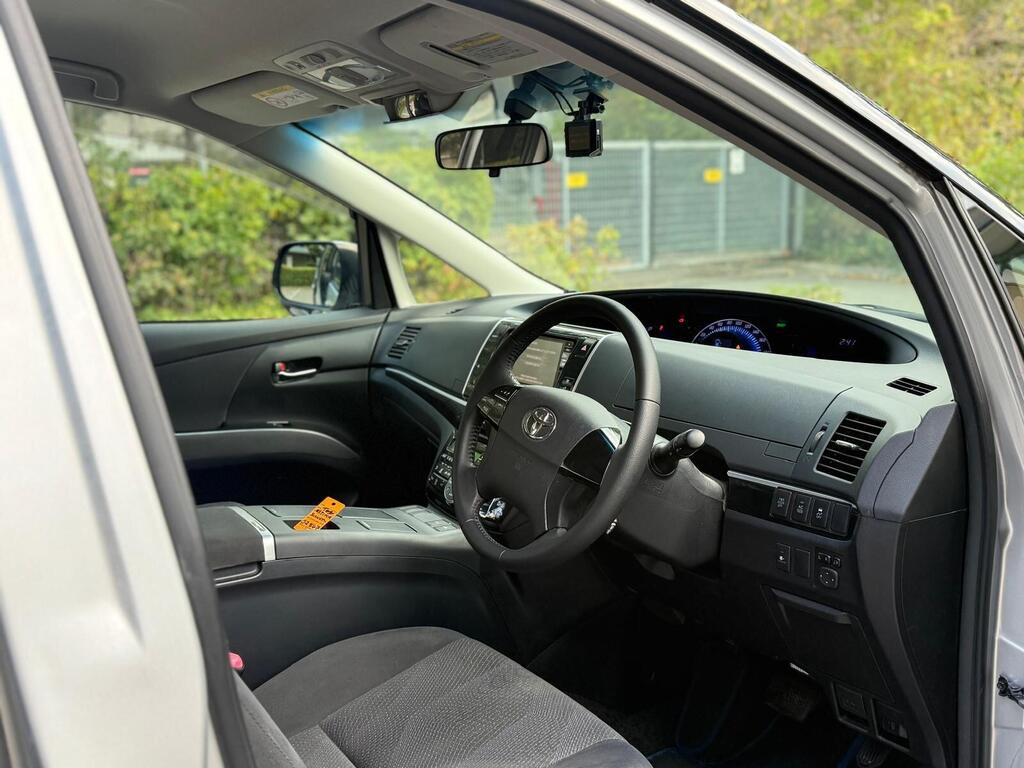 Toyota Estima Aeras G 2.4L 2015 Petrol Hybrid | Immaculate Condition