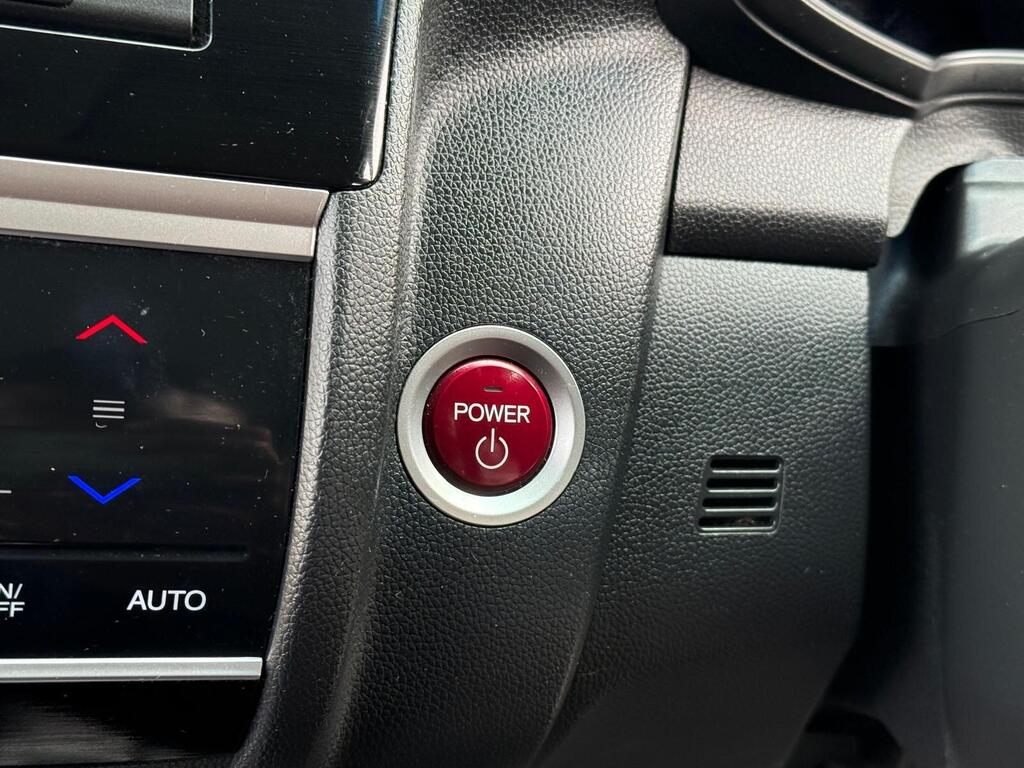 Honda Jazz 2015 | 1.5L Petrol Hybrid | 24M Warranty