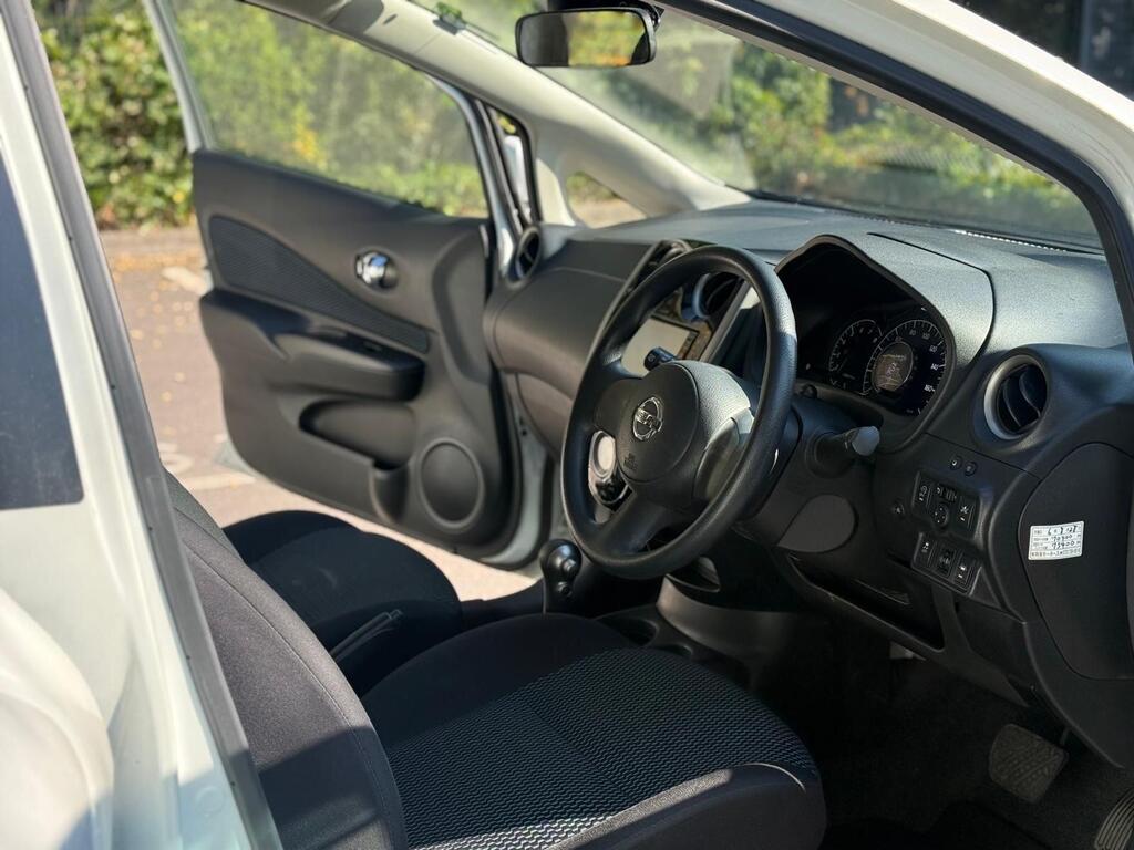 Nissan Note 2014 1.2 DIG-S Acenta Premium Hatchback 5dr Petrol CVT Euro 5 (s/s) (98 ps)