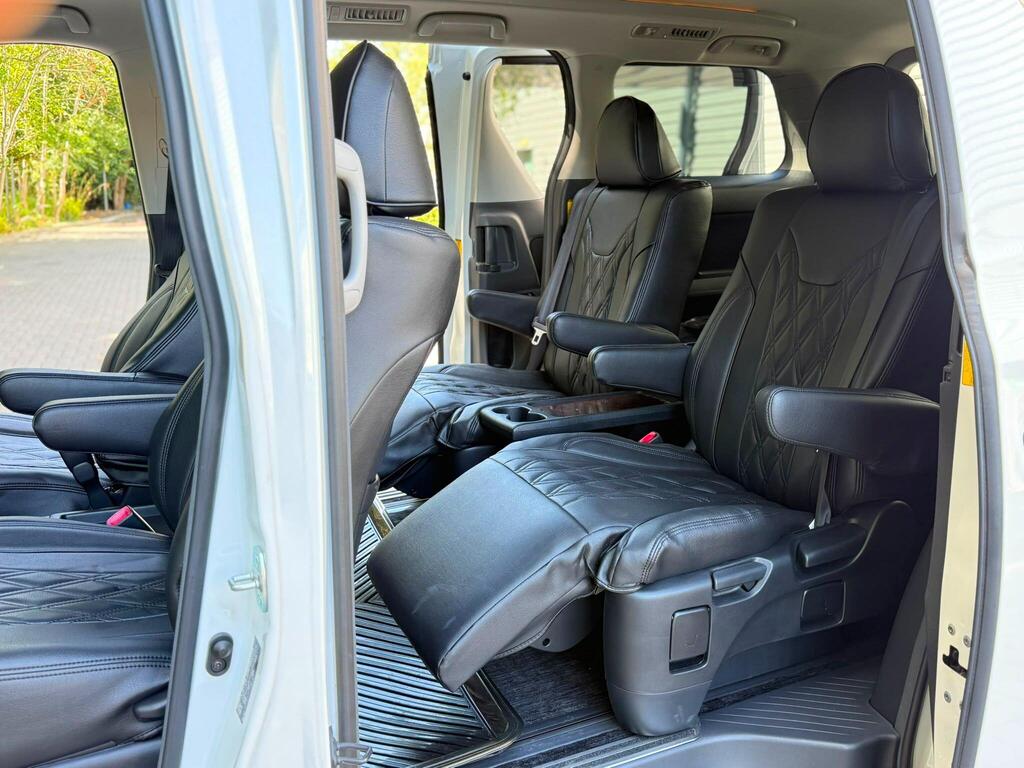 Toyota Vellfire 2013 | Stunning “Admiration” Bodykit | 2.4L
