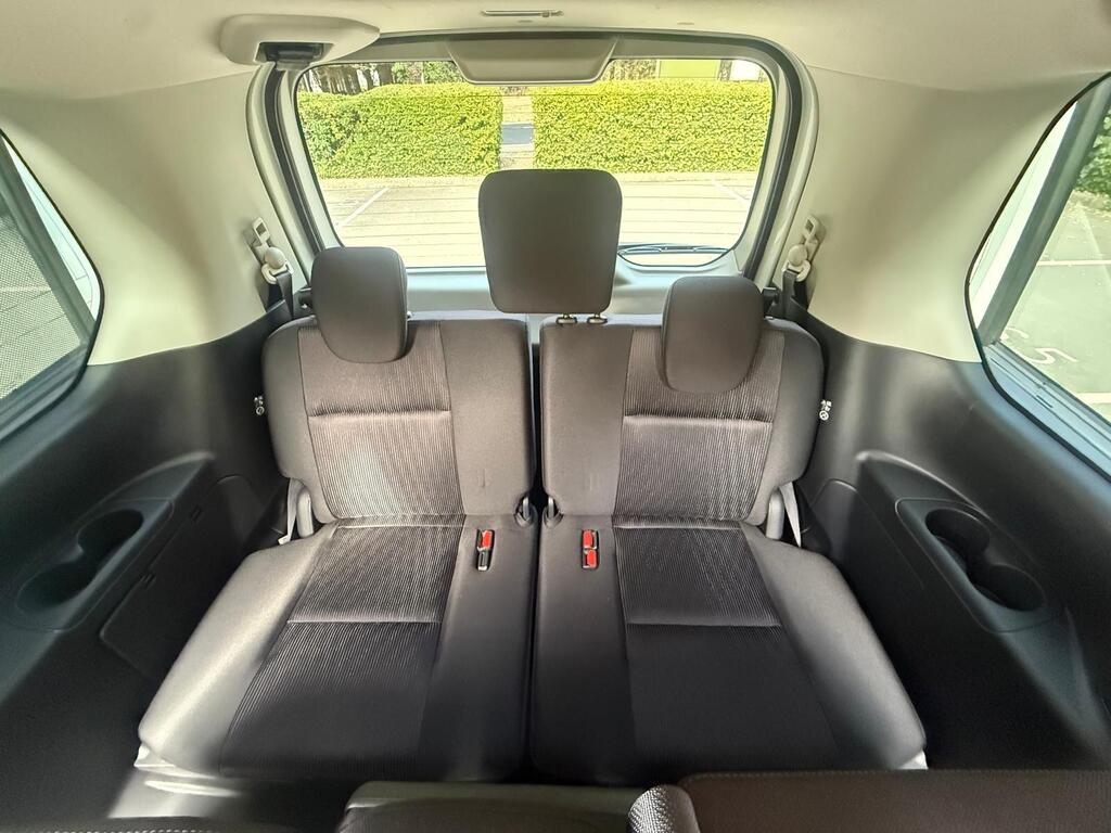 Nissan Serena 2017- Highway Star | Top Spec | Grade 4.5