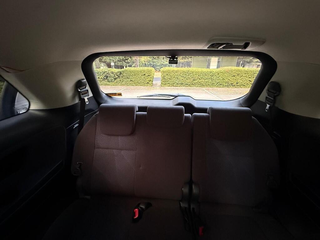 Toyota Estima Aeras G 2.4L 2015 Petrol Hybrid | Immaculate Condition