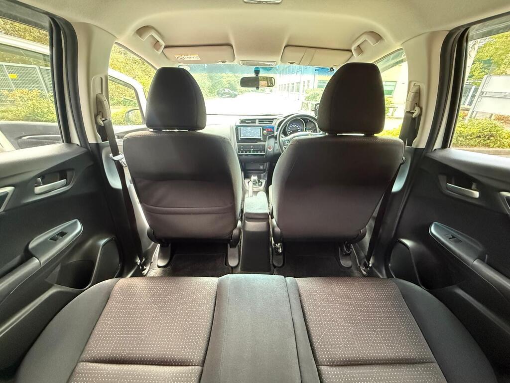 Honda Jazz FIT Hybrid 2015