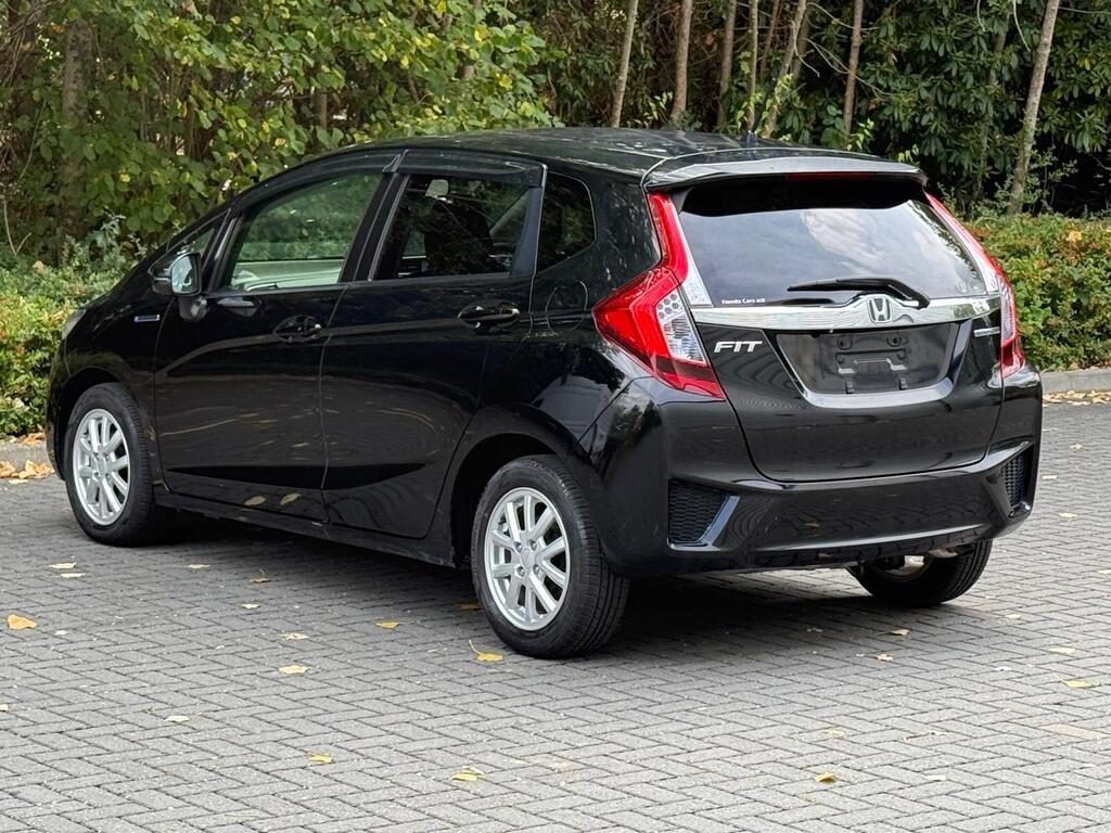 Honda Jazz 2015 | 1.5L Petrol Hybrid | 24M Warranty