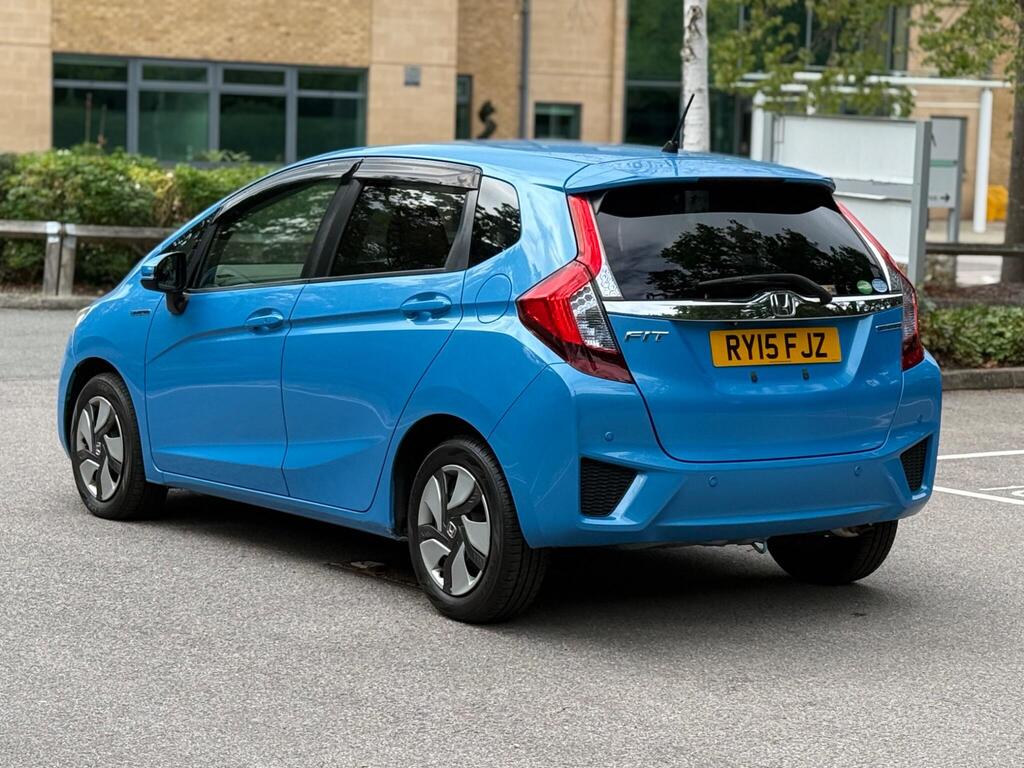 Honda Jazz Fit Hybrid 2015, Fresh Import Immaculate