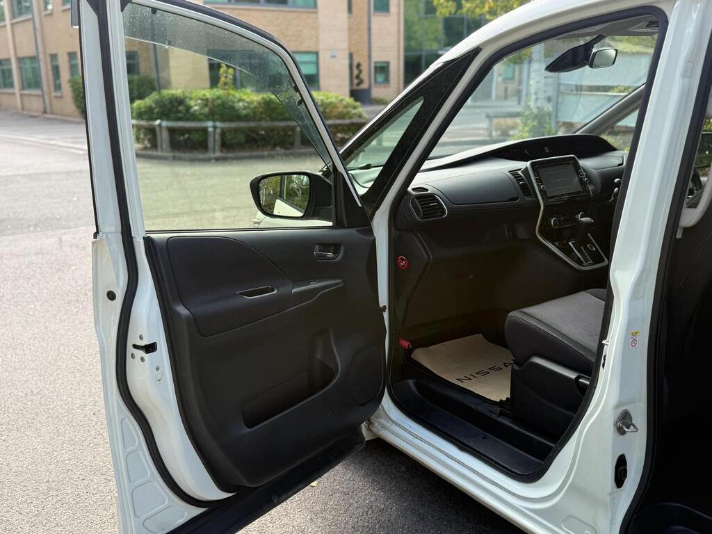 Nissan Serena 2017- Highway Star | Top Spec | Grade 4.5