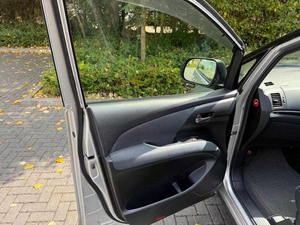 Toyota Estima Aeras G 2.4L Petrol | 2013 | Immaculate condition