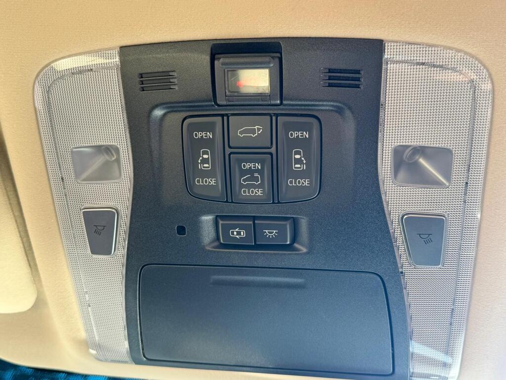 Toyota Alphard 2018 Petrol 2.5 Hybrid | 4WD | Facelift