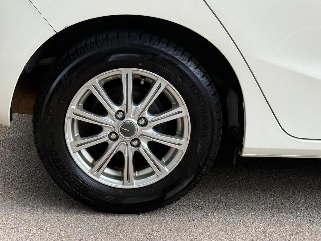 Honda Jazz FIT Hybrid 2015