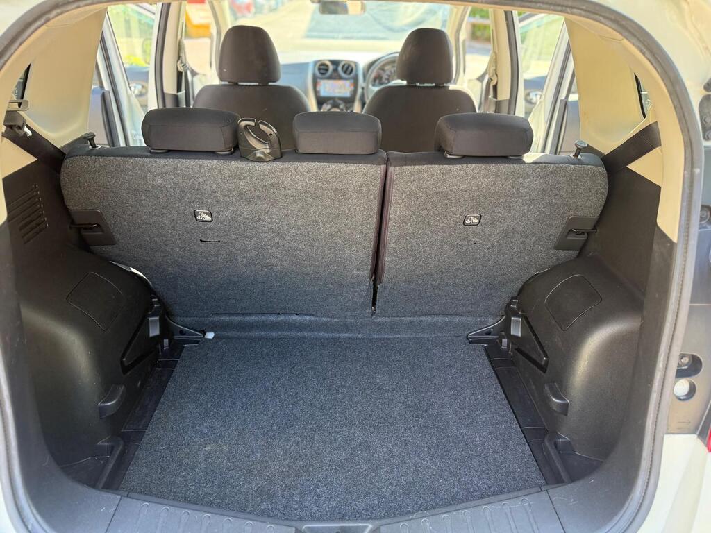 Nissan Note 2014 1.2 DIG-S Acenta Premium Hatchback 5dr Petrol CVT Euro 5 (s/s) (98 ps)