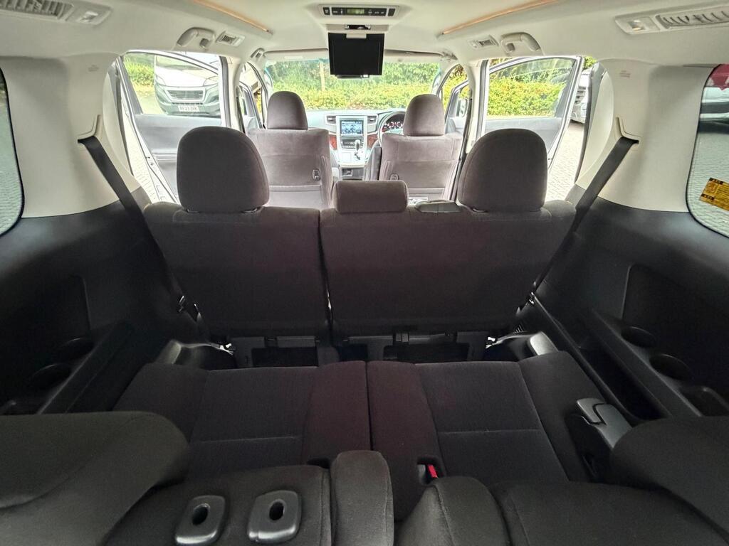 Toyota Vellfire 2014 8 seater 2.4 Petrol Grey Immaculate