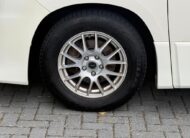 Toyota Alphard Premium Leather seats, 2013 White