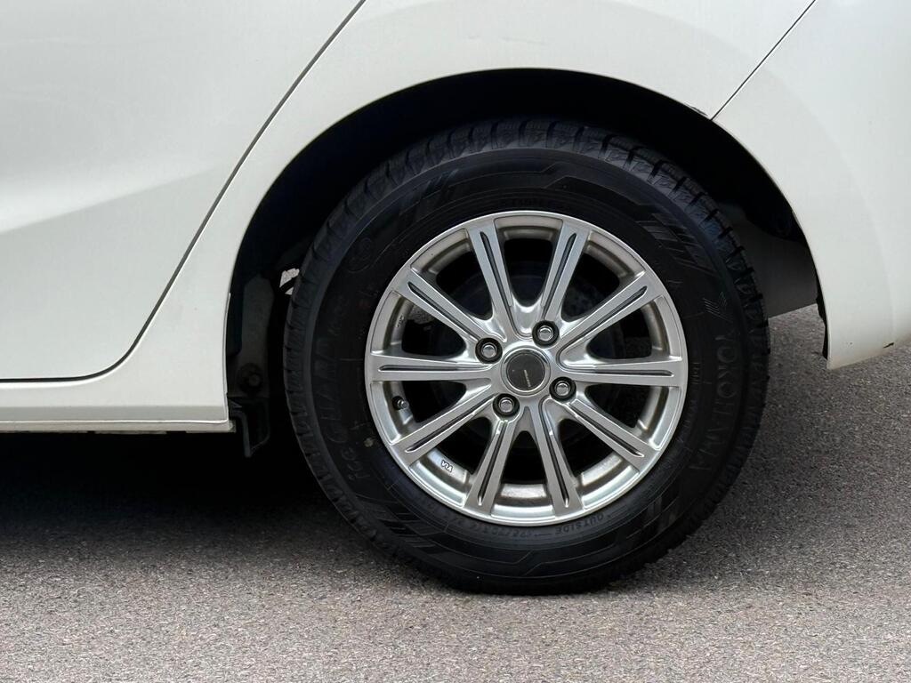 Honda Jazz FIT Hybrid 2015